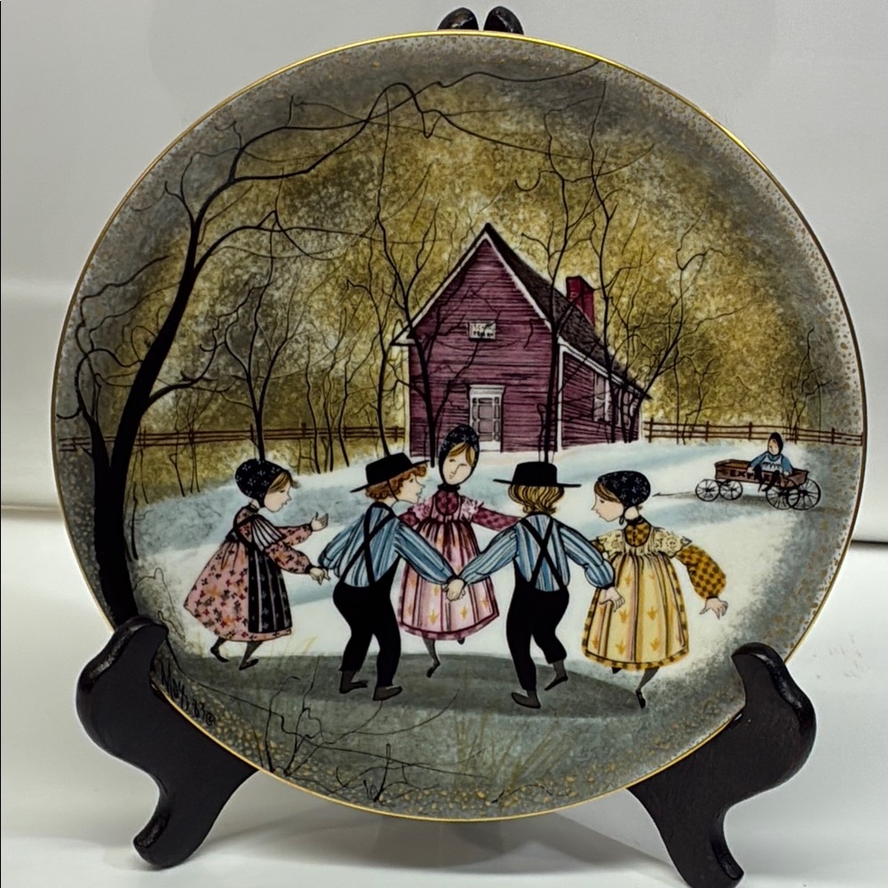 Anna Perenna Ring Around the Rose Plate